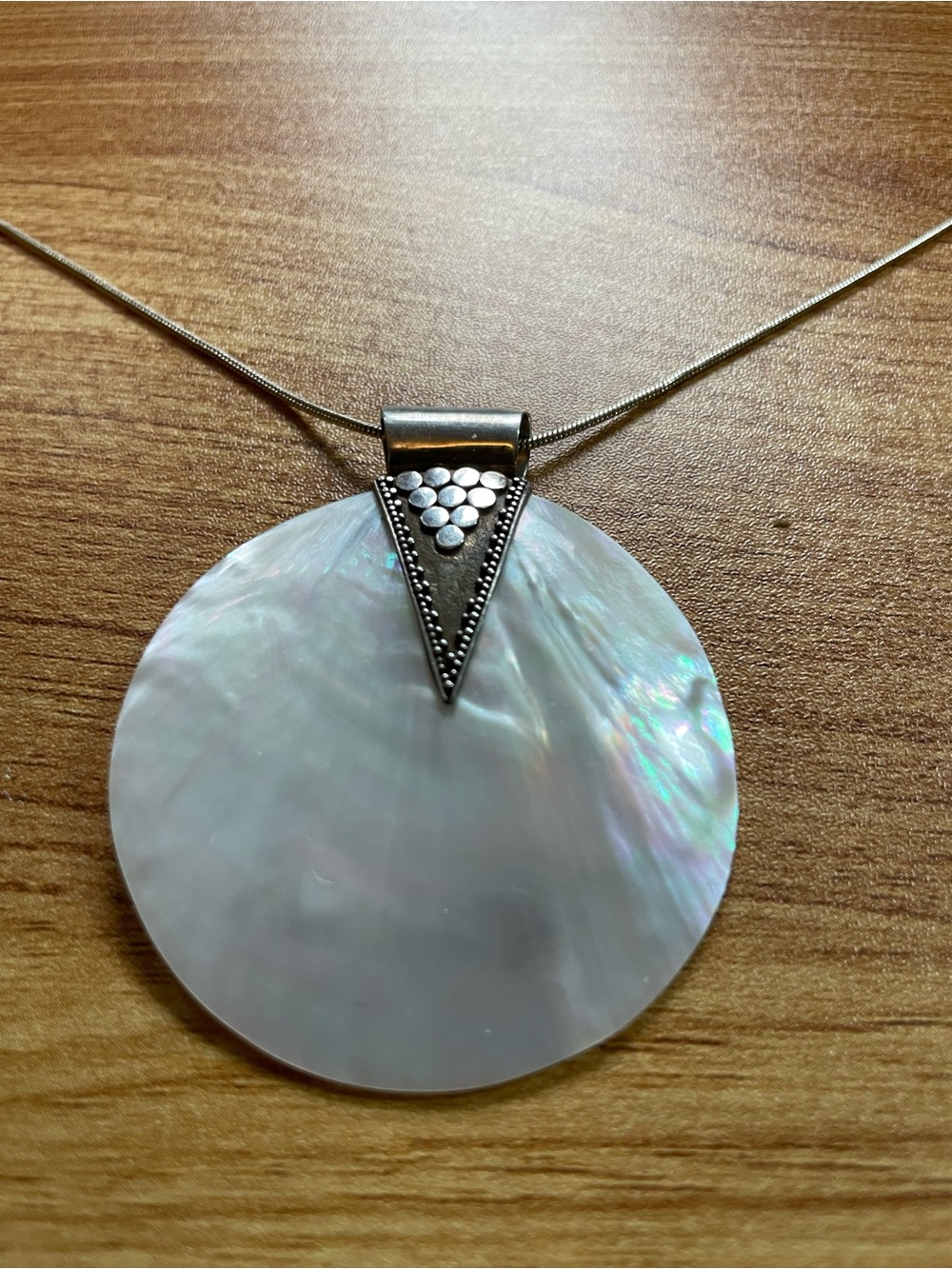 Beautiful White Iridescent Mother of Pearl Round Pendant Necklace